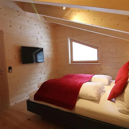 Heidi Chalets Falkertsee - Luxuschalet Almsommer Alpehytte